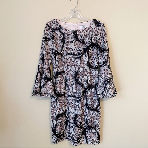 Badgley Mischka Belle Sequin and Lace Bell Sleeve Dress - Size 4 - Picture 1 of 16